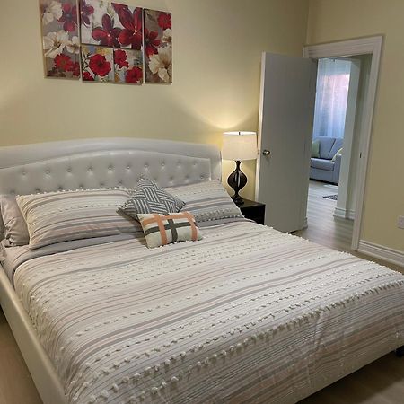 Luxury Cottage With King Bed Private Yard Bbq Deck Gazebo-4 Minutes To The Falls Niagara Falls Exterior photo