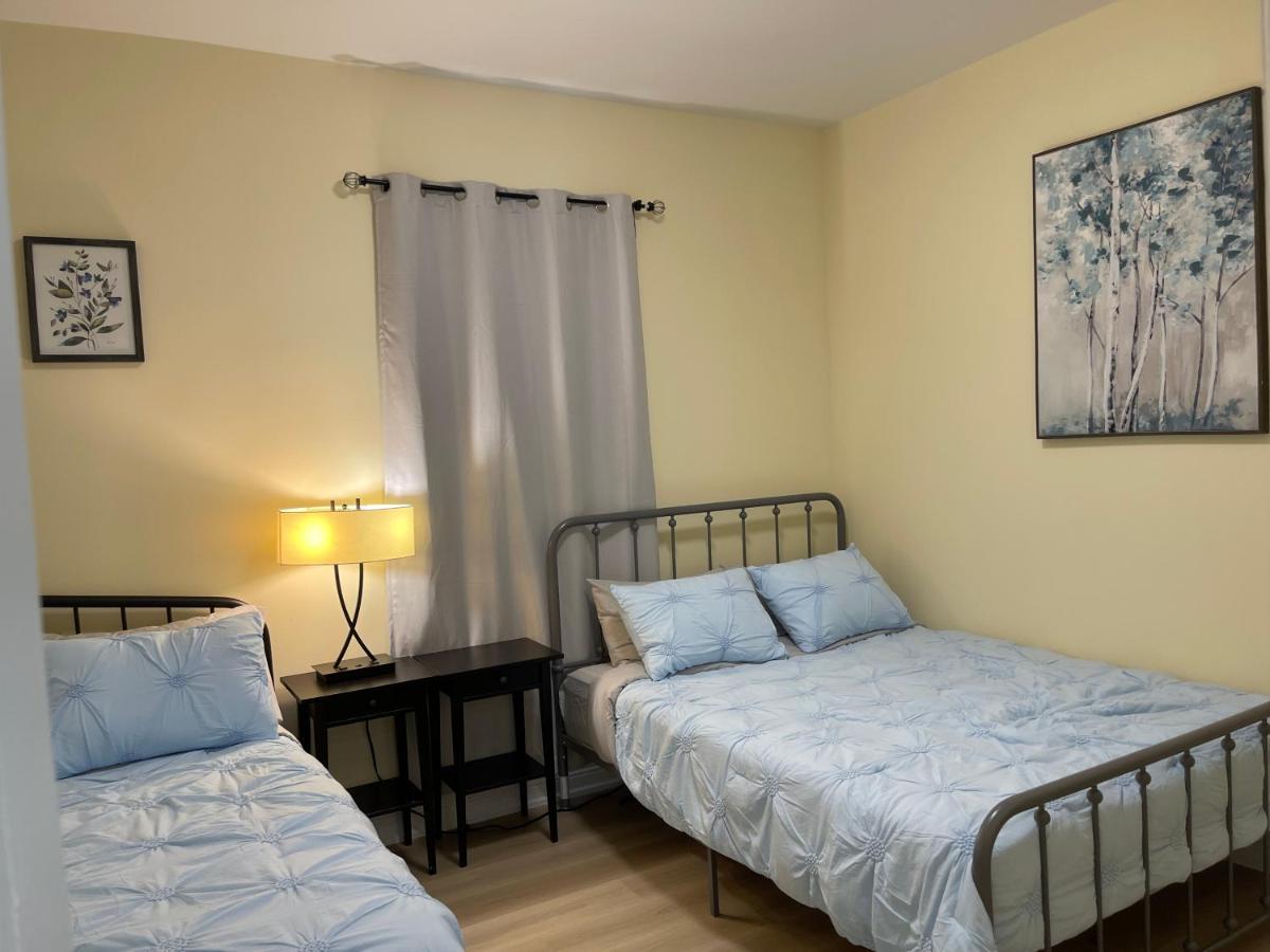 Luxury Cottage With King Bed Private Yard Bbq Deck Gazebo-4 Minutes To The Falls Niagara Falls Exterior photo
